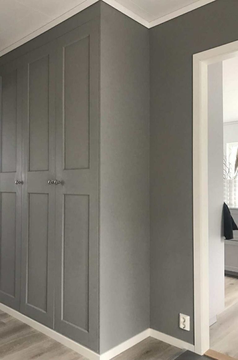 Platsbyggd bokhylla Strängnäs Platsbyggd bokhylla Strängnäs